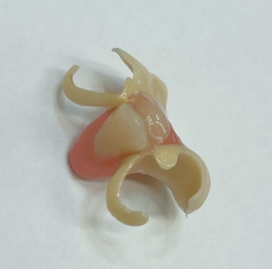 Částečné a skeletové náhrady ze Zirlux ACETAL
